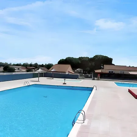 Maison De Charme A Avec Piscine Partagee *